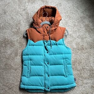 Patagonia Teal and Orange bivy down vest